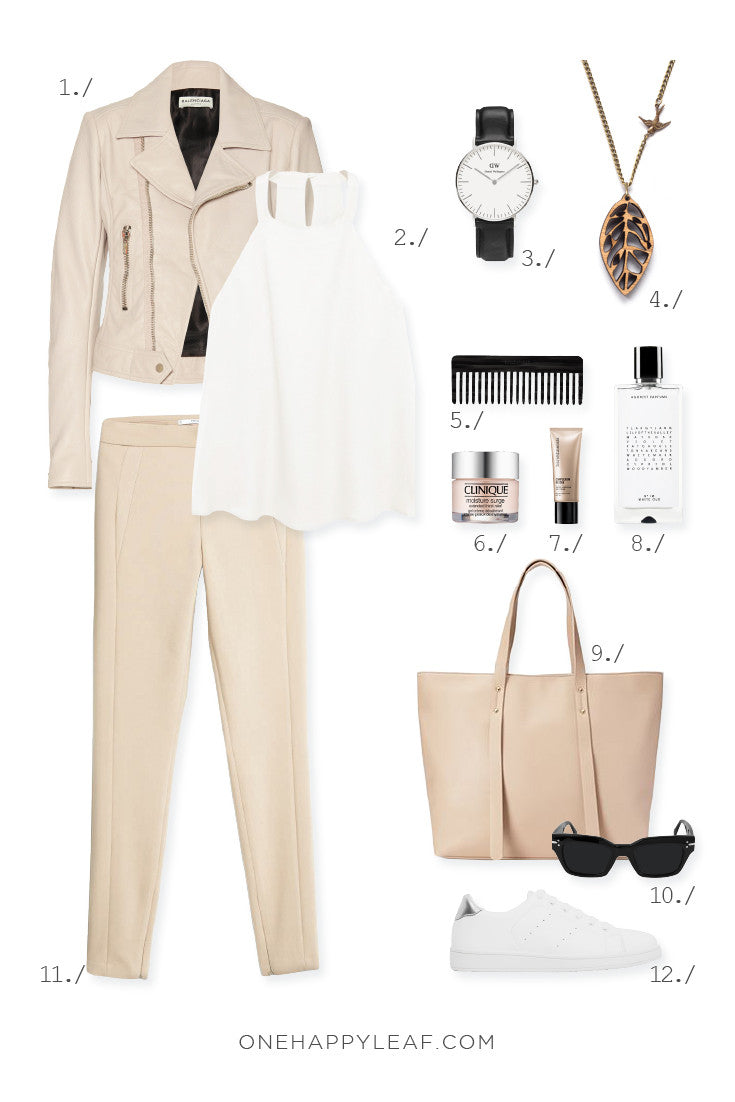 What to wear on the plane on a long haul flight